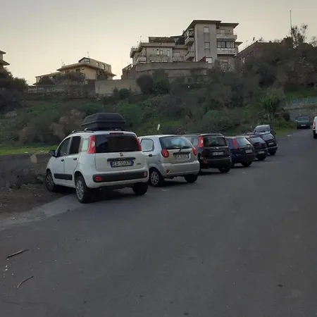 Casa Adelia Appartamento Aeroporto di Catania Fontana Rossa